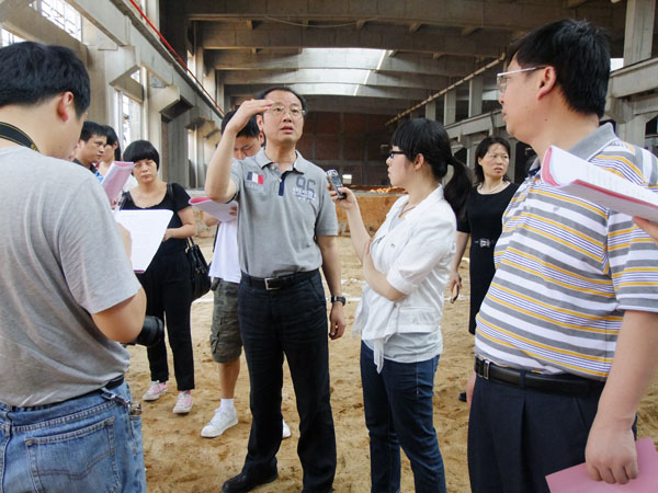 “中國(guó)網(wǎng)絡(luò)媒體江西行”采訪團(tuán)抵達(dá)四特科技工業(yè)園